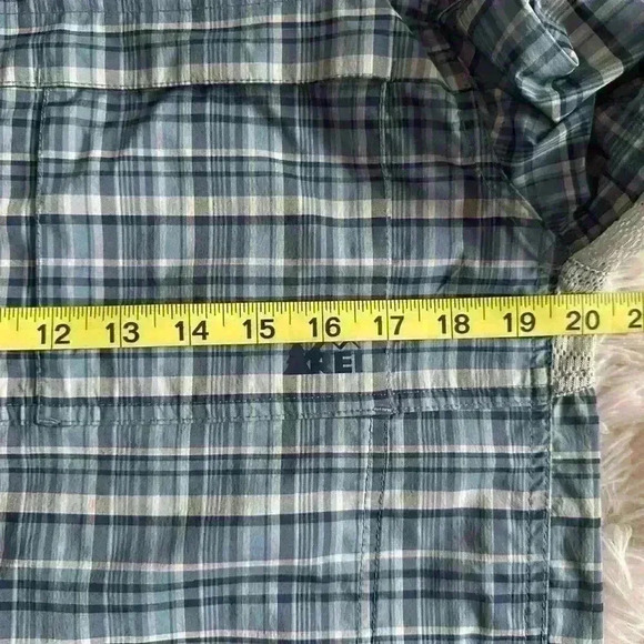 REI Vented Men's Shirt (K12) - Picture 11 of 11